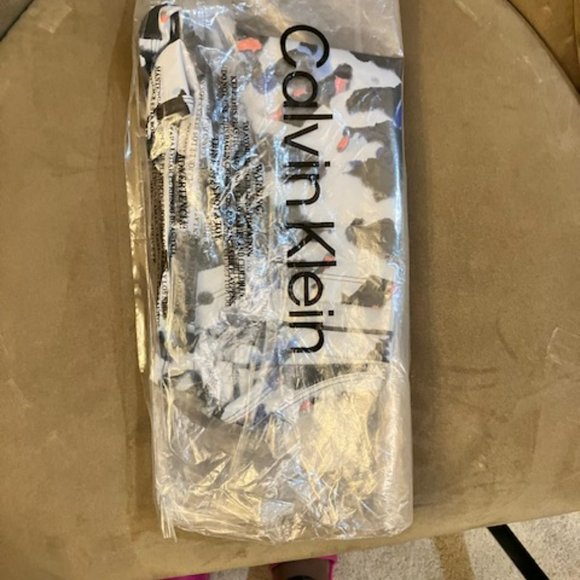 Calvin Klein Performance Racerback Top - Picture 3 of 4